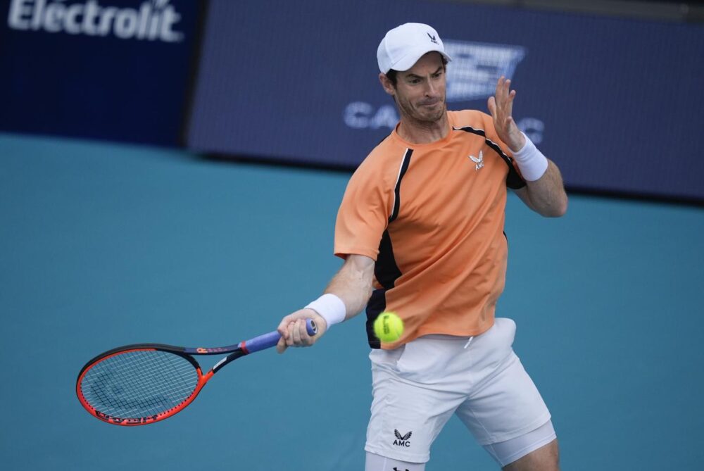 Tennis, più grave del previsto l’infortunio di Andy Murray alla caviglia. A rischio Wimbledon e Olimpiadi