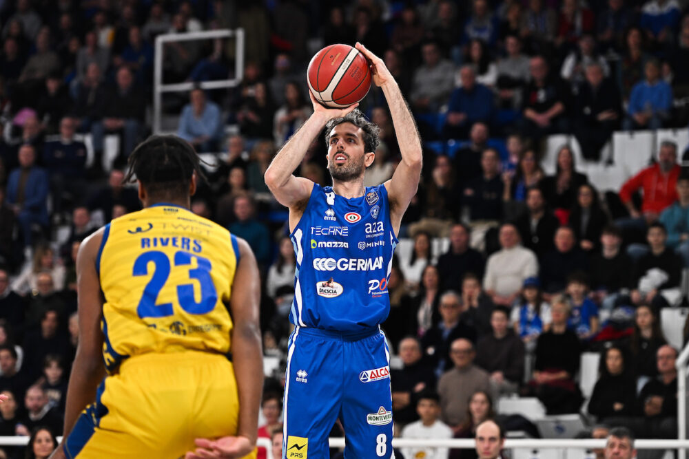 Basket, i migliori italiani della 22a giornata di Serie A. Della Valle e Petrucelli trascinano Brescia, Belinelli ancora decisivo. Bene il duo Mannion-Moretti