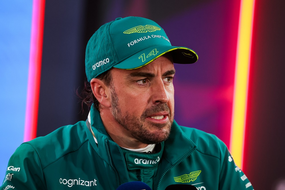 F1, Fernando Alonso rinnova il contratto con l’Aston Martin