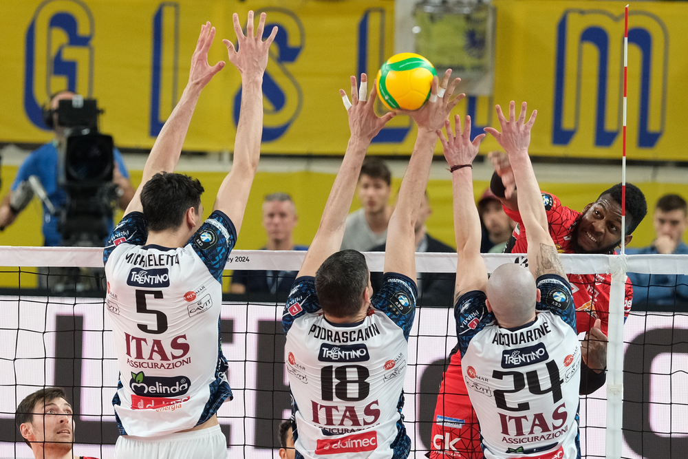 Volley, Trento e Perugia volano in semifinale scudetto. Civitanova si salva con Monza e prolunga la serie