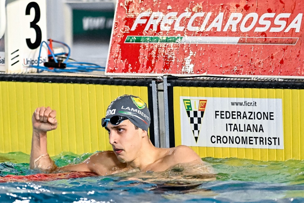 Nuoto, risultati batterie: Michele Lamberti e Lisa Angiolini sugli scudi, Curtis da record italiano “Cadetti”