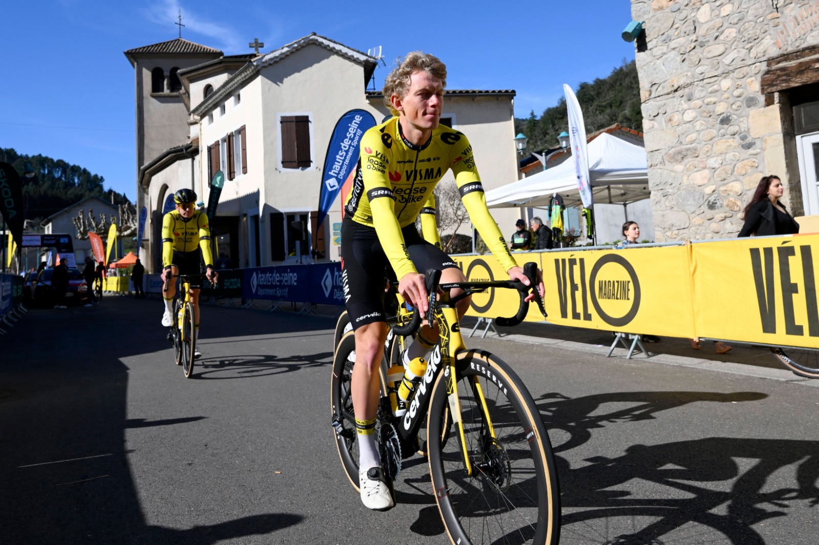 Settimana Coppi e Bartali 2024: Koen Bouwman vince la terza tappa e vola in vetta alla generale