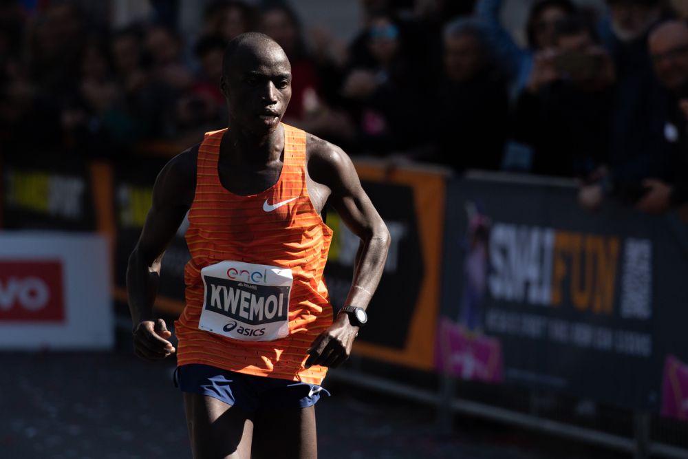 Maratona Milano 2024: risultati e classifica. Kipkosgei detronizza Kwemoi. Sigillo etiope tra le donne