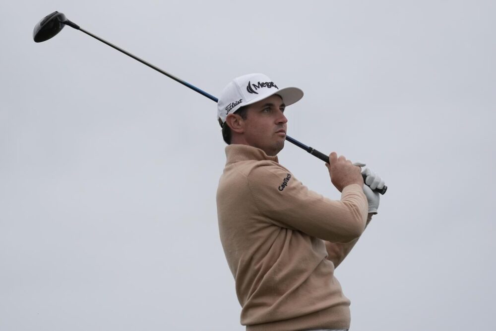 Golf, J.T. Poston sorprende i big dopo il primo giro a Harbour Town. Power e Morikawa inseguono all’RBC Heritage