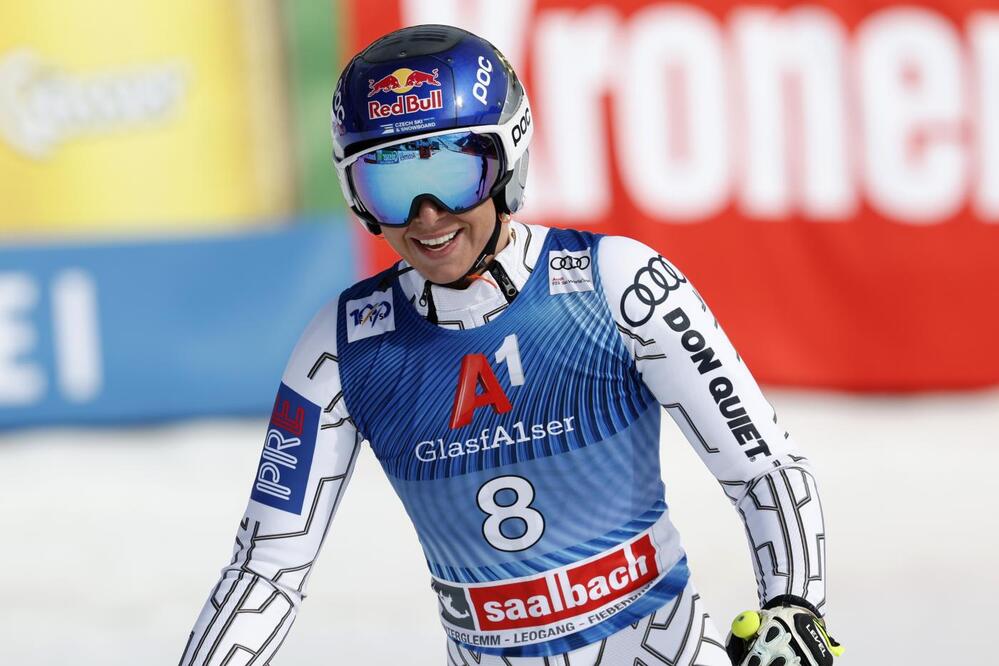 Sport Invernali, ‘se Ester Ledecka dimenticasse lo snowboard, vincerebbe la Coppa del Mondo di sci alpino’. Iperbole o realtà?