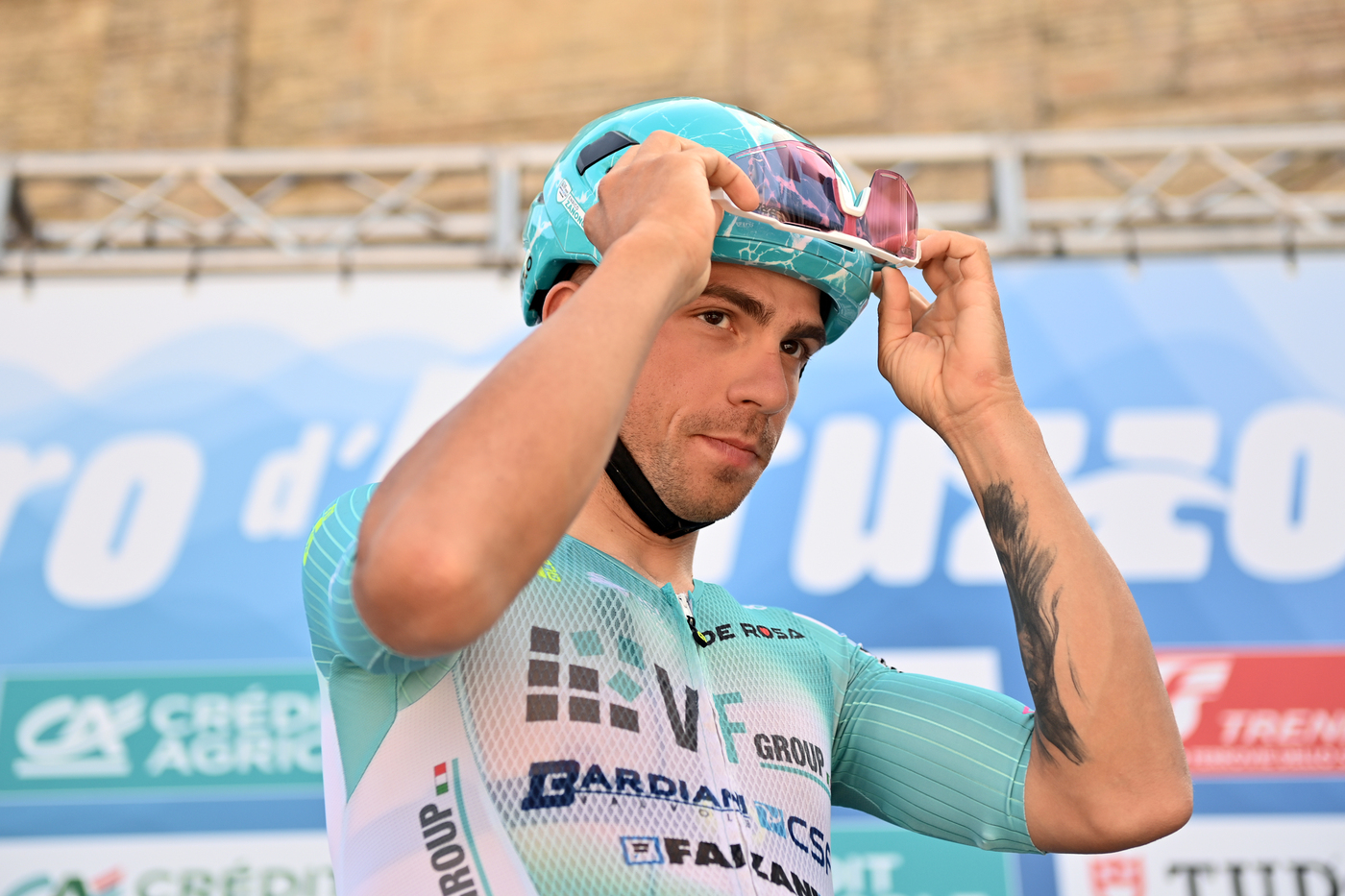 Giro d’Abruzzo 2024: Enrico Zanoncello beffa Malucelli al photofinish nella prima tappa