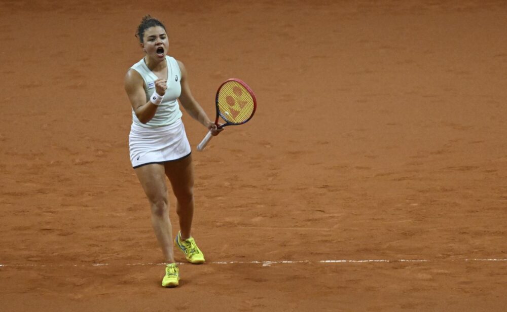 LIVE Paolini Andreeva 6 7 4 5, WTA Madrid 2024 in DIRETTA: l’azzurra serve per rimanere nel match