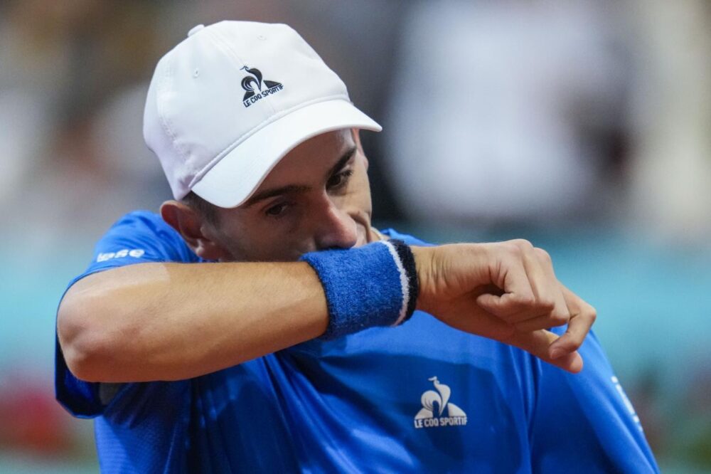 ATP Roma 2024, Arnaldi eliminato tra occasioni e rimpianti. Il cileno Jarry vince in due set