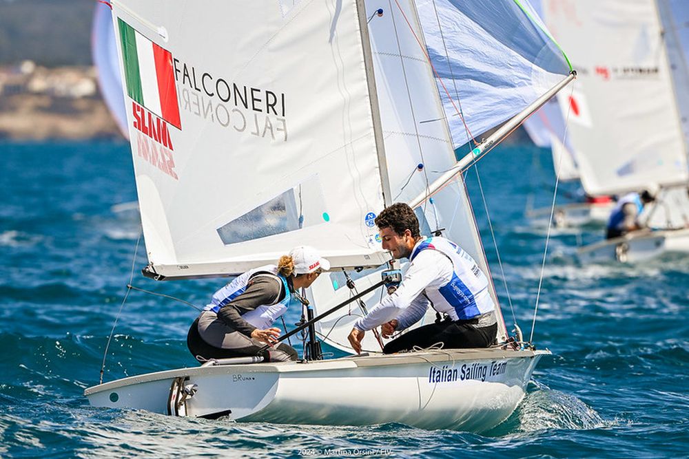 Vela, Europei 470: vento troppo leggero a Cannes, rimandato l’inizio della flotta Gold