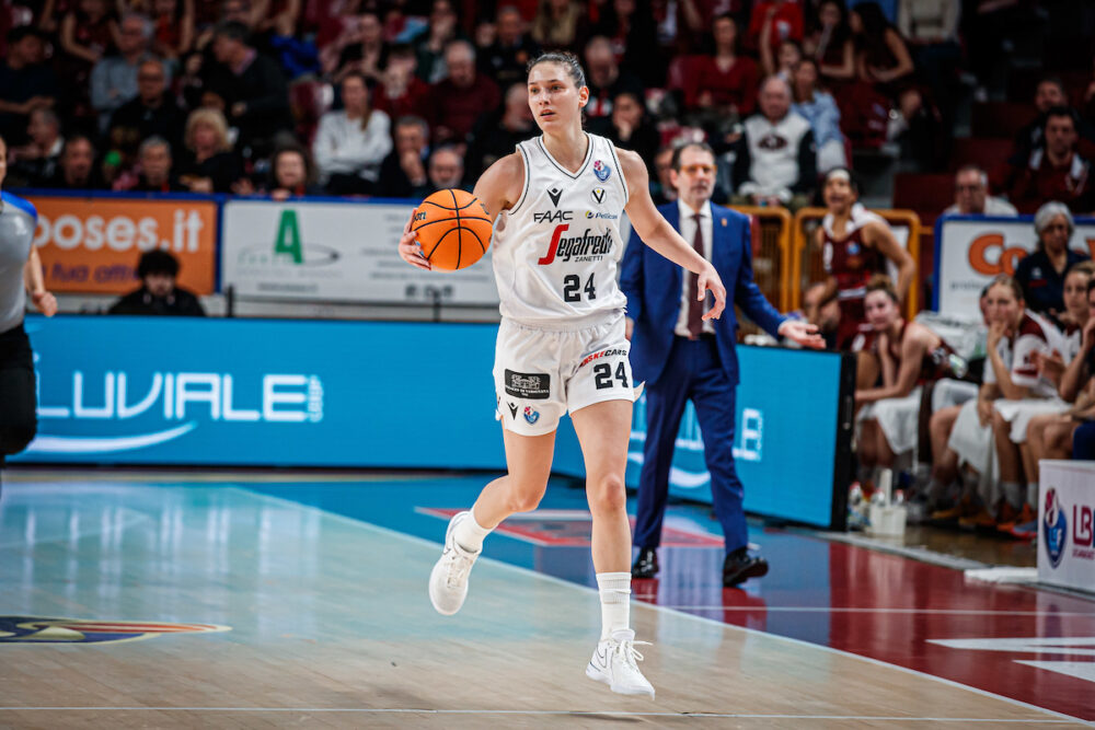 Basket femminile, la Reyer Venezia sfida Ragusa in trasferta in Serie A1. La Virtus Bologna ospita Sassari, derby veneto per Schio contro San Martino di Lupari