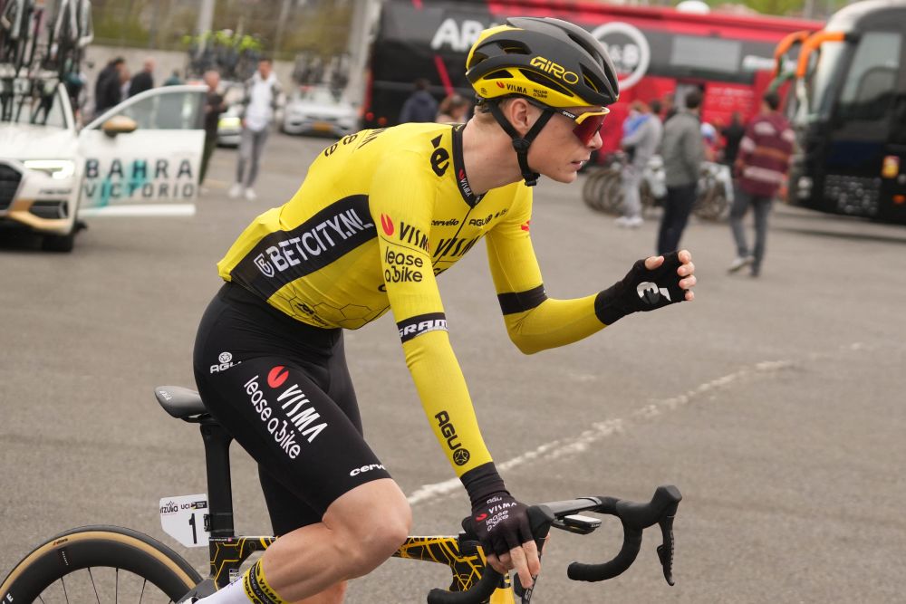 Come sta Vingegaard? Infortunio più serio del previsto: si complica la strada verso il Tour de France