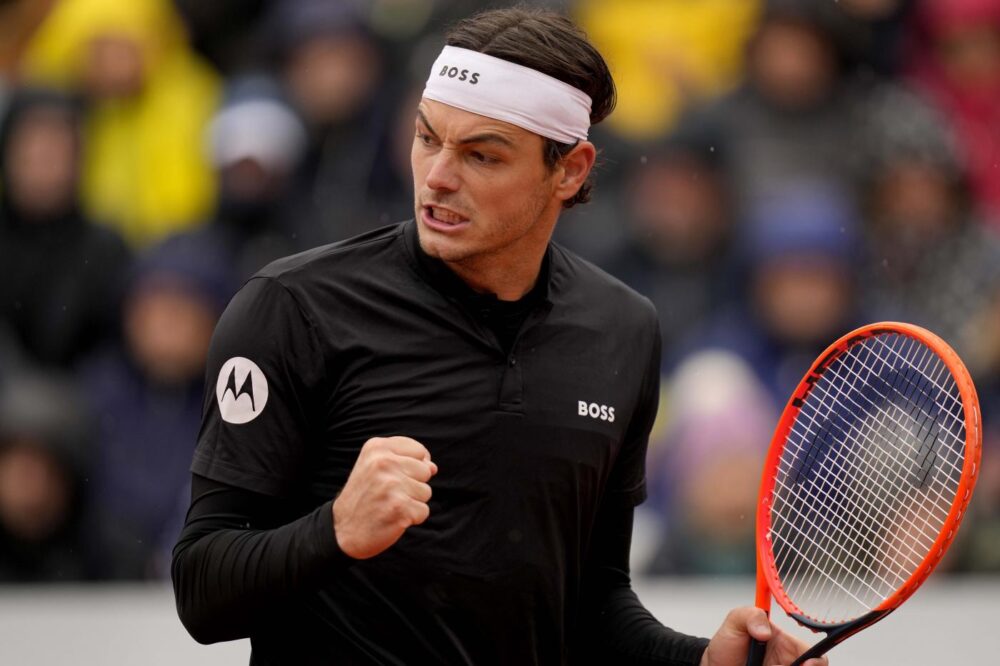 ATP Madrid, Taylor Fritz si impone in tre set su Cerundolo e raggiunge Rublev in semifinale