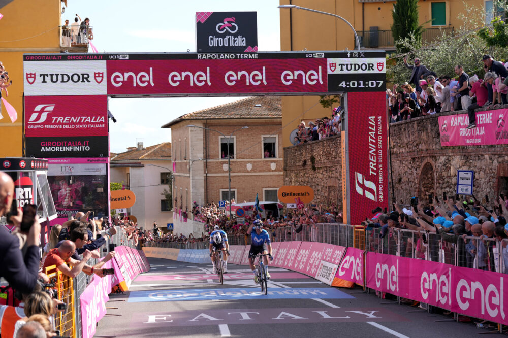 Ordine d’arrivo Giro d’Italia 2024, sesta tappa: Pelayo Sanchez batte Alaphilippe, Piccolo quarto