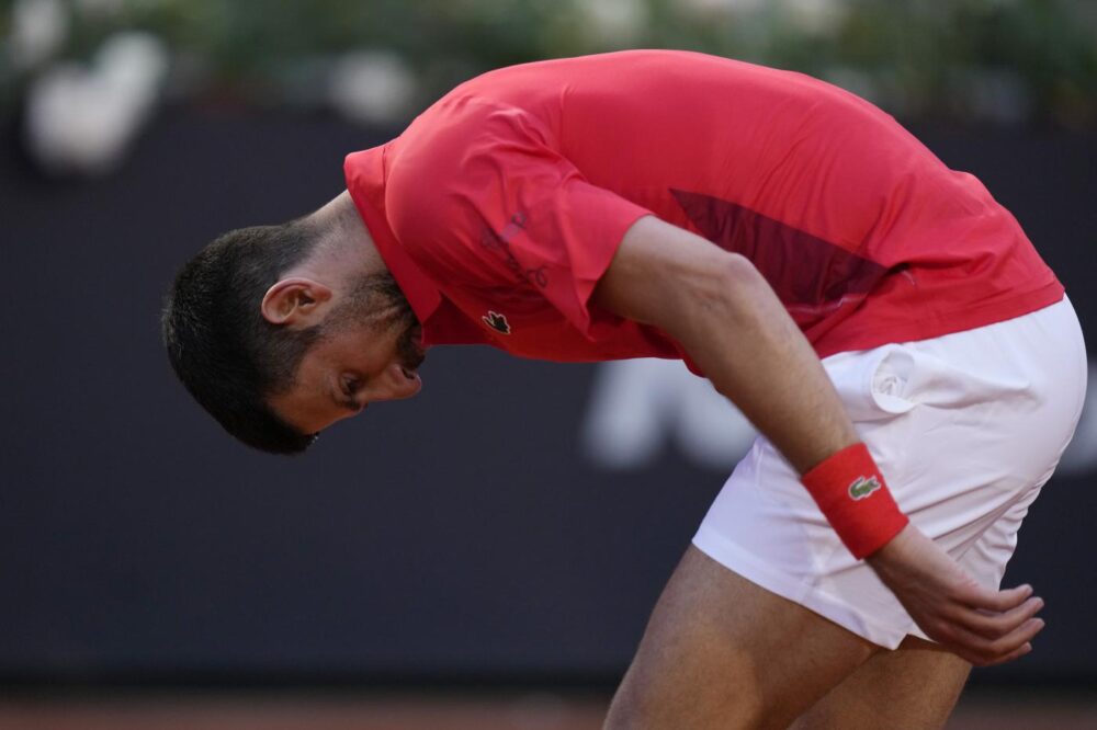 Djokovic eliminato a Roma! Tabilo travolge il serbo e fa un enorme favore a Sinner