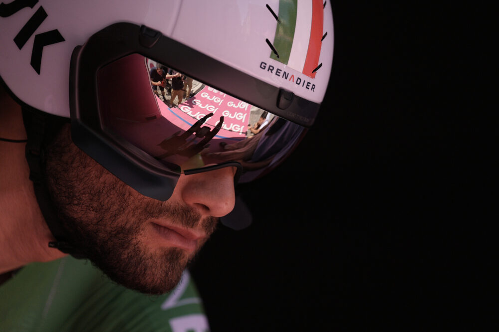 Ganna si commuove al Giro d’Italia: “Ho dovuto superare i miei limiti per battere Pogacar”
