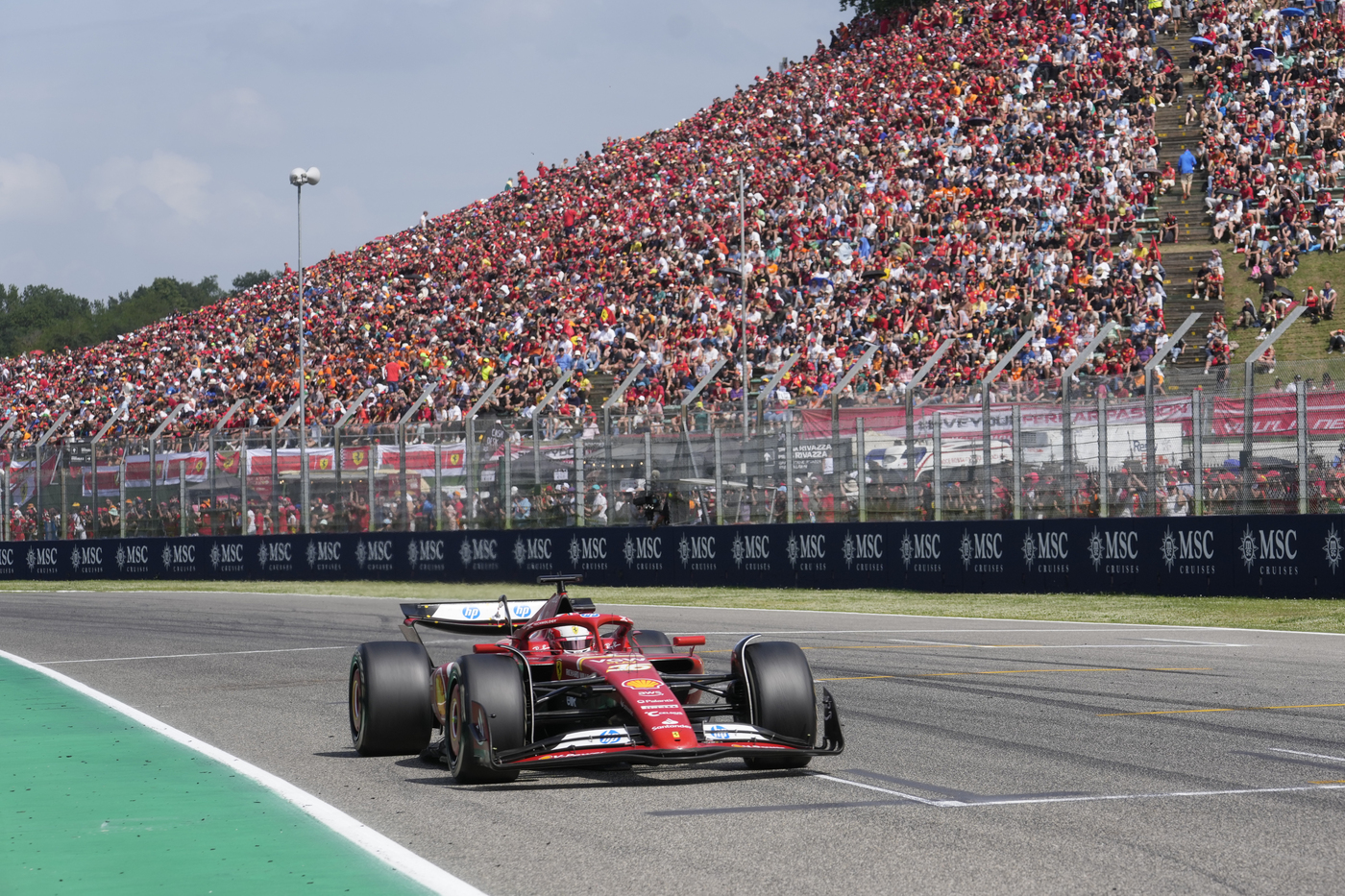 F1, Charles Leclerc sul nuovo ingegnere di pista: “Bozzi ha svolto un gran lavoro questo weekend a Imola”