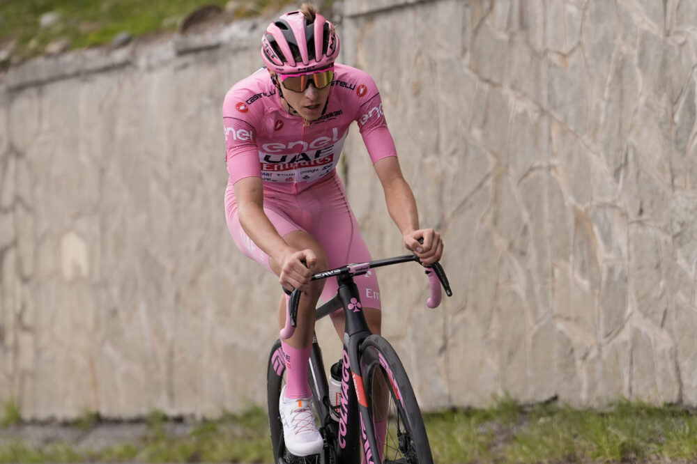 Giro d’Italia 2024, Tadej Pogacar: “Nell’ultima settimana cercheremo di non spendere troppe energie”