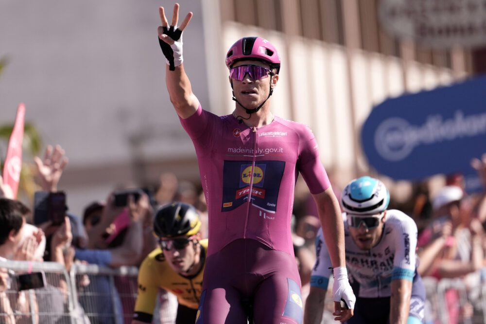 Pagelle Giro d’Italia 2024: la Lidl Trek sembrava la Saeco, Milan sulle orme di Cipollini e Petacchi