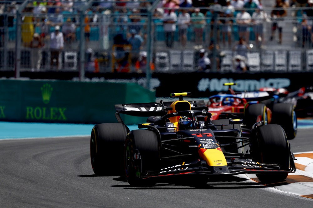 F1, Sergio Perez: “Peccato per il via, recuperare su Leclerc era quasi impossibile”