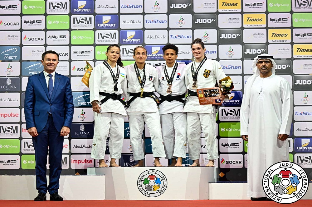 Judo, Italia con un oro e un argento nel day-1 ai Mondiali di Abu Dhabi. Azzurri eliminati nei -60 kg