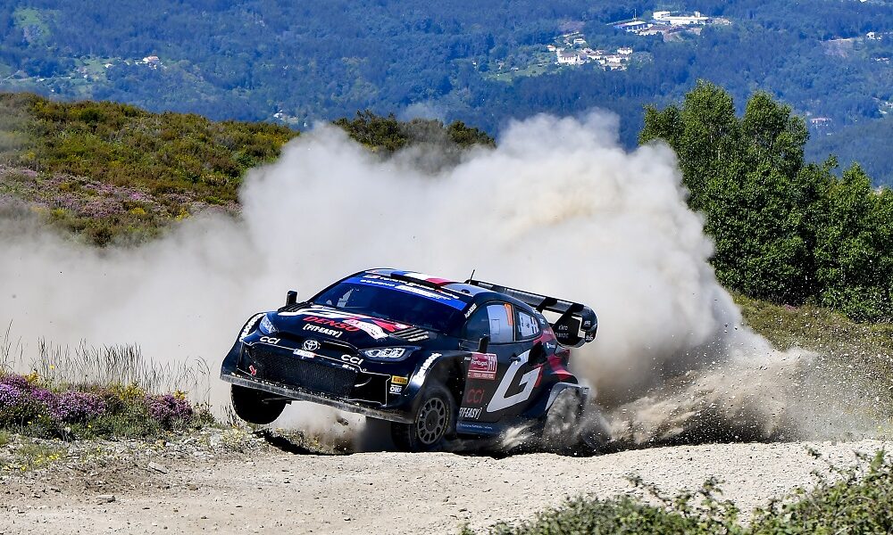 Rally de Portugal, Sébastien Ogier lidera no final do penúltimo dia