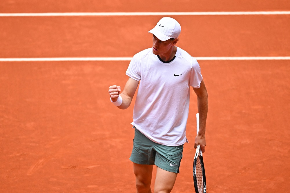 Jannik Sinner si allena a Montecarlo: segnali positivi per il Roland Garros 2024