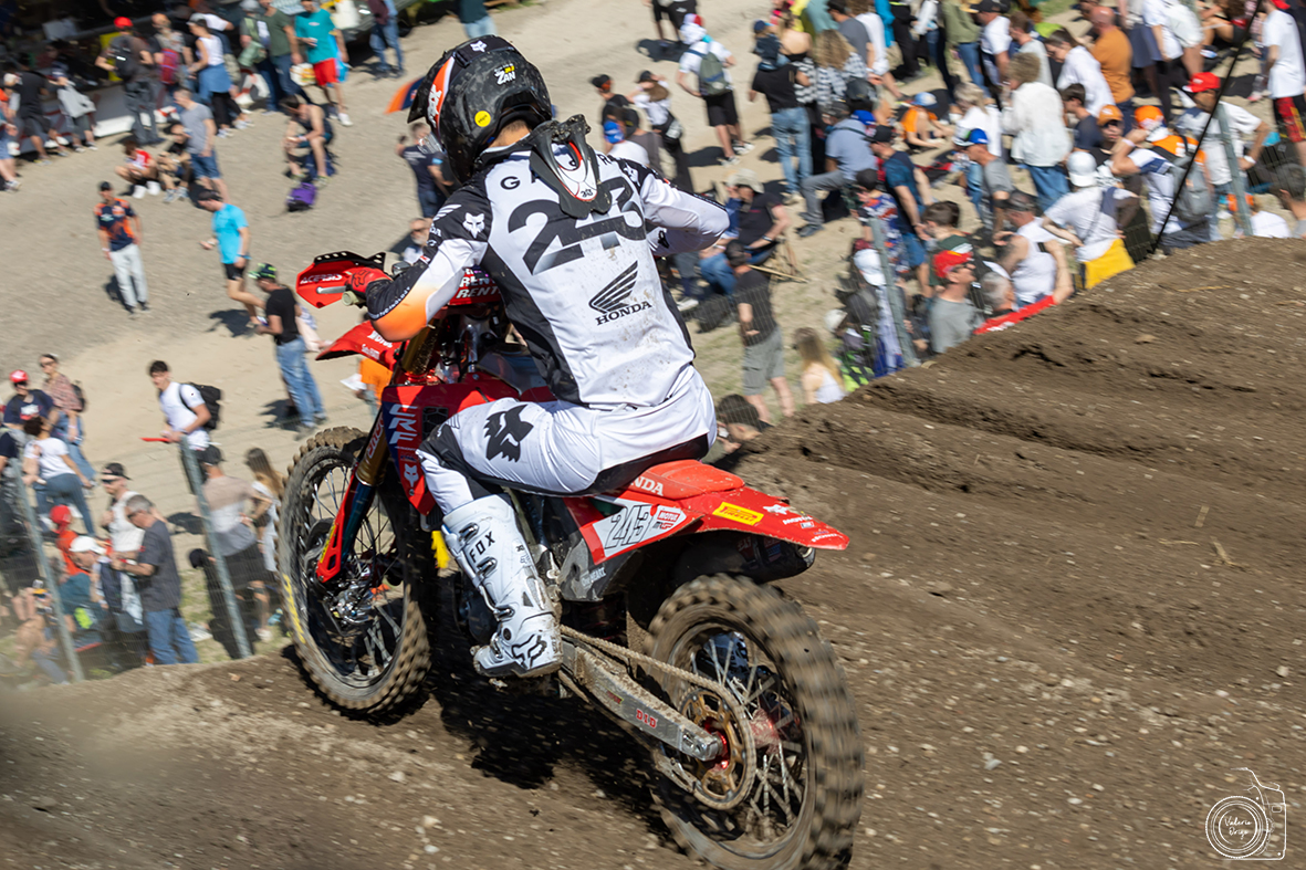 LIVE Motocross, GP Galizia MXGP 2024 in DIRETTA: parte gara 2!