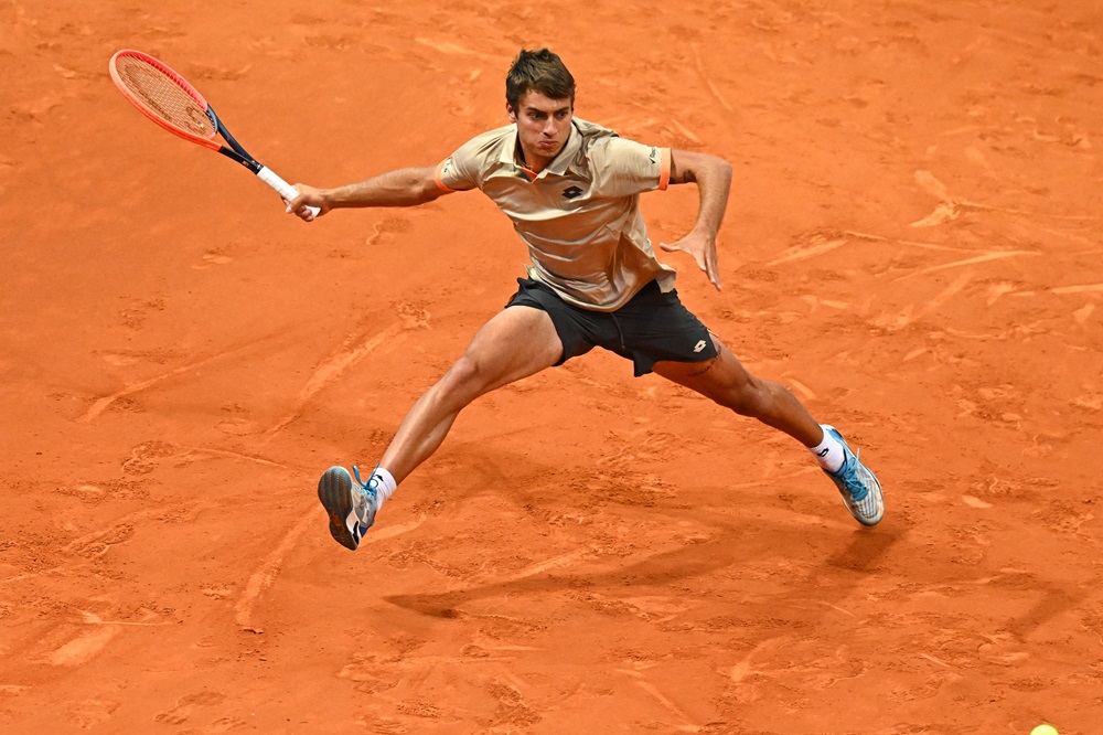 LIVE Cobolli Korda 6 7 6 4 4 5, ATP Roma 2024 in DIRETTA: l’azzurro serve per rimanere nel match