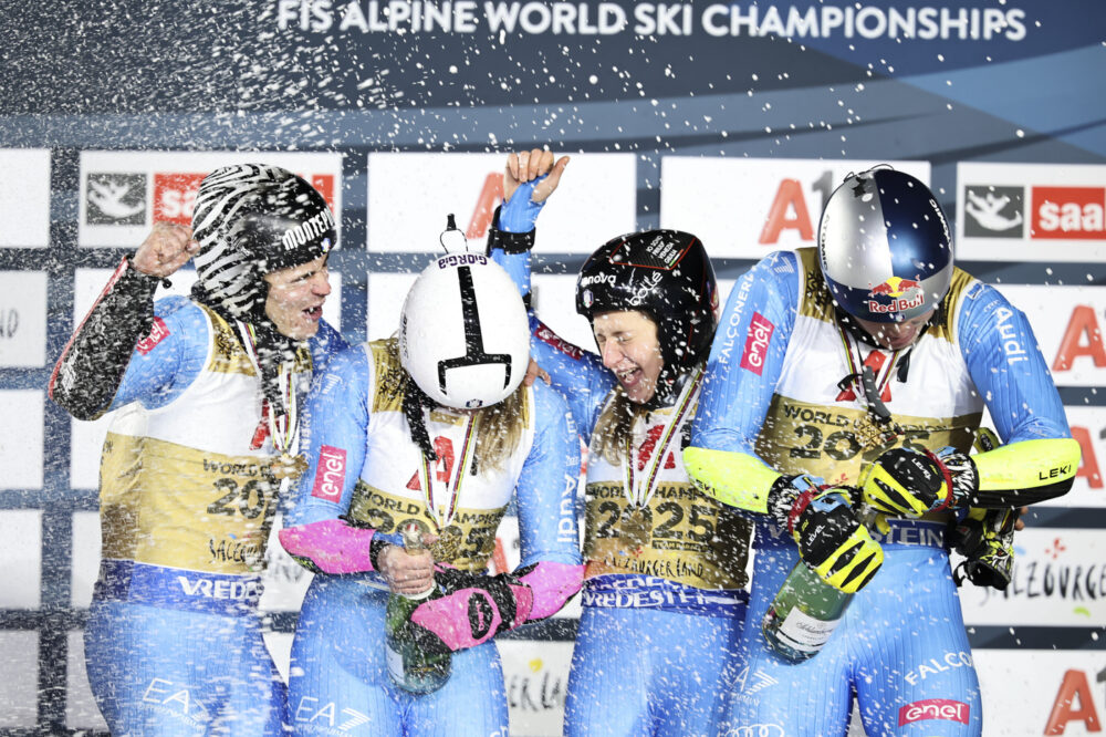 Italia parallelo a squadre