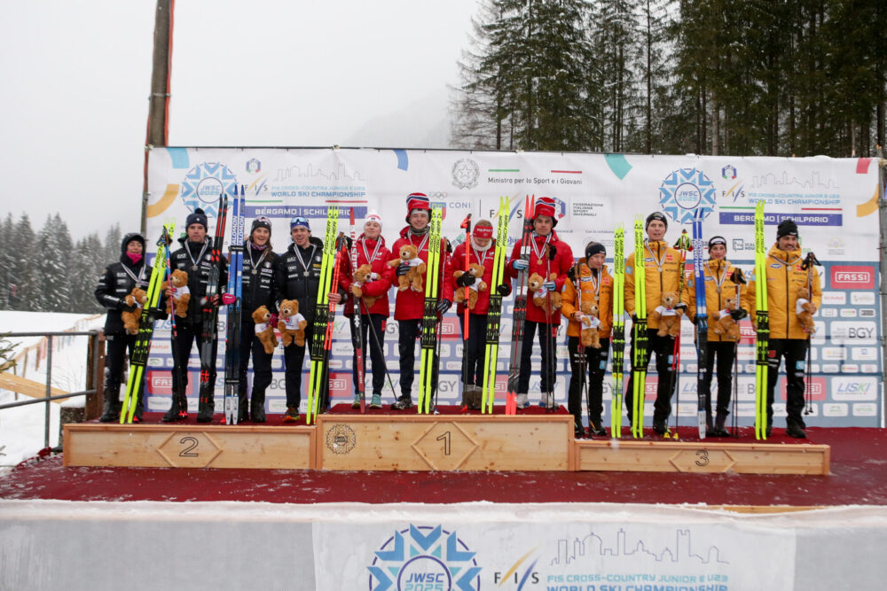 Podio staffetta mista Italia under 23
