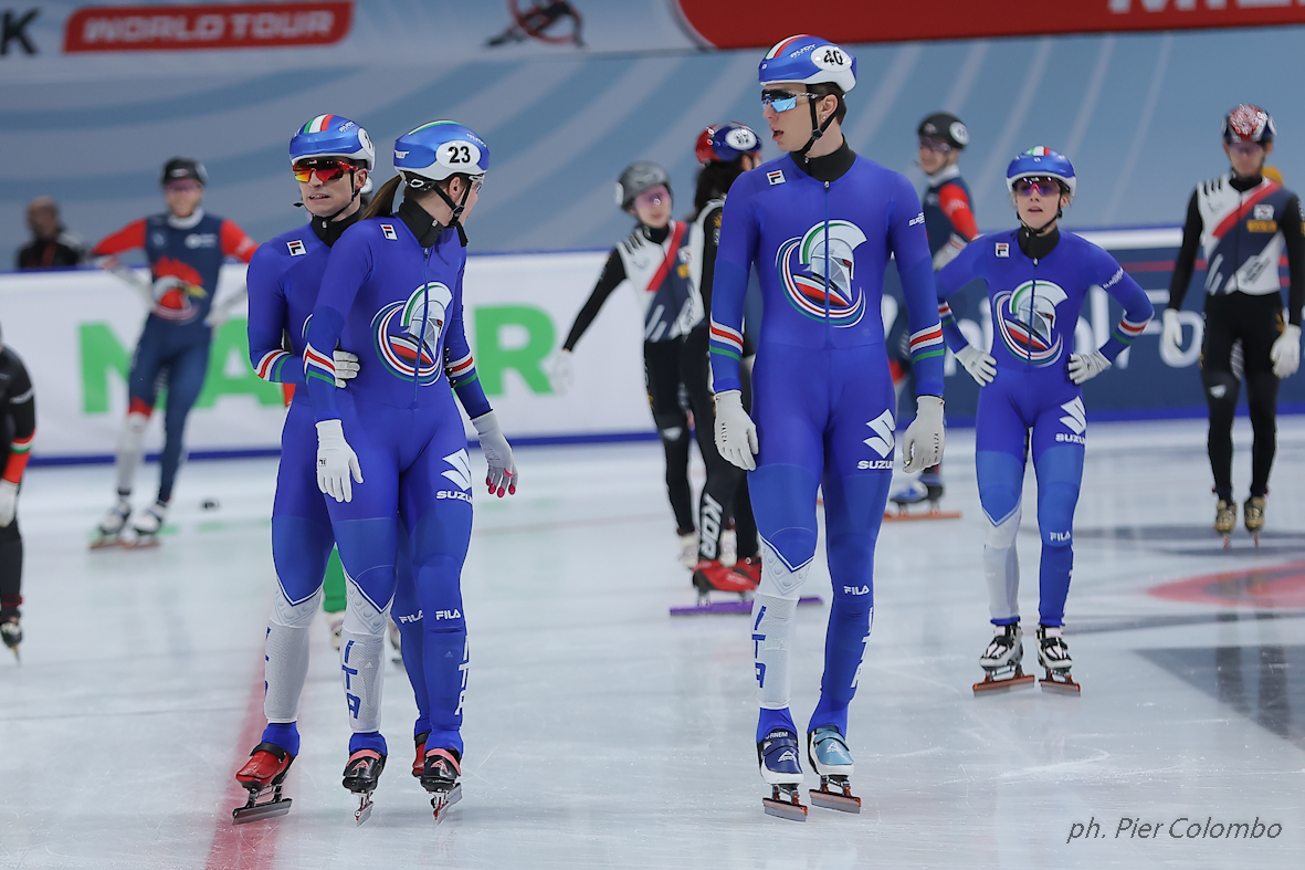Short track, altro podio per la staffetta maschile italiana a Dordrecht: azzurri sempre in top 3 in questa stagione Short track, altro podio per la staffetta maschile italiana a Dordrecht: azzurri sempre in top 3 in questa stagione