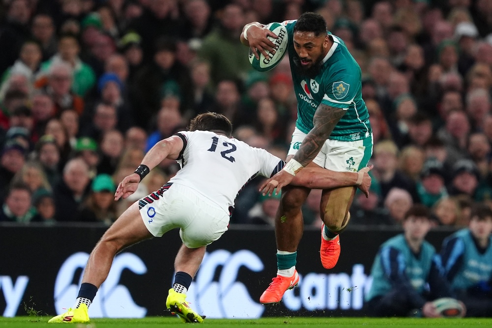 Bundee Aki
