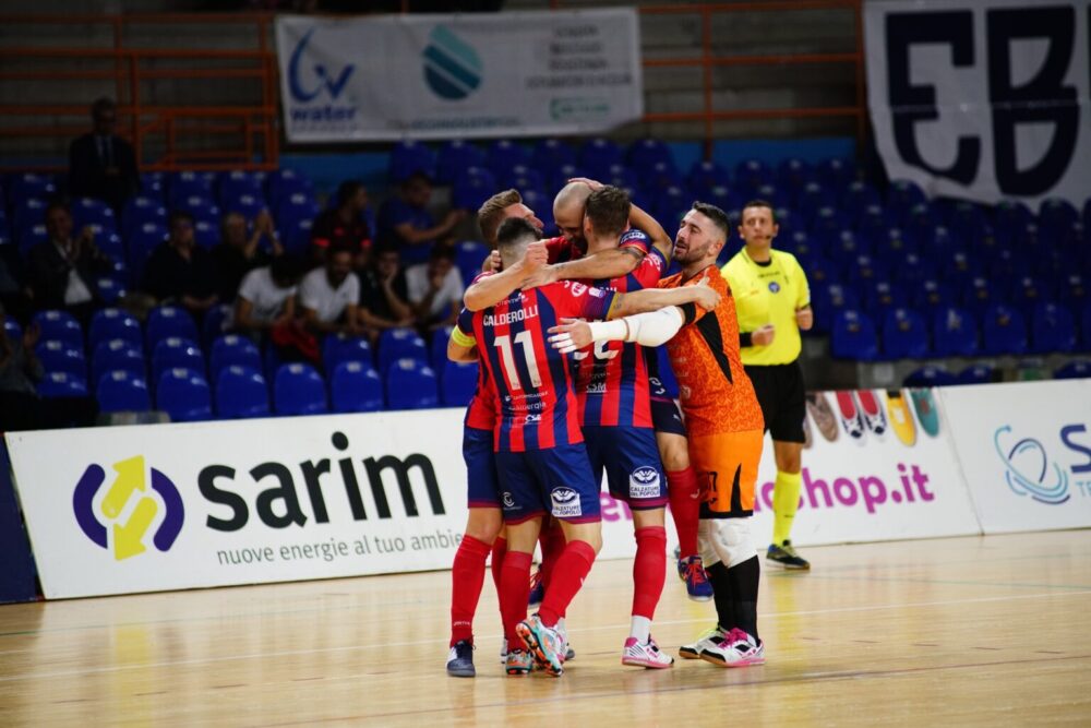 Calcio a 5, Feldi Eboli a punteggio pieno e vittoria del Napoli nel derby campano del 6° turno in Serie A Calcio a 5, Feldi Eboli a punteggio pieno e vittoria del Napoli nel derby campano del 6° turno in Serie A