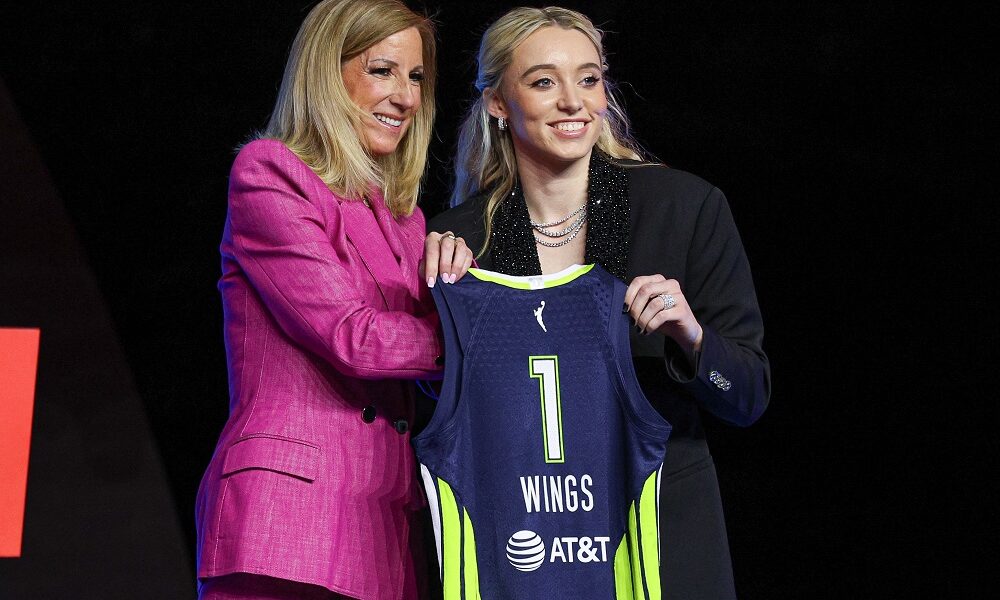 Cathy Engelbert, Paige Bueckers