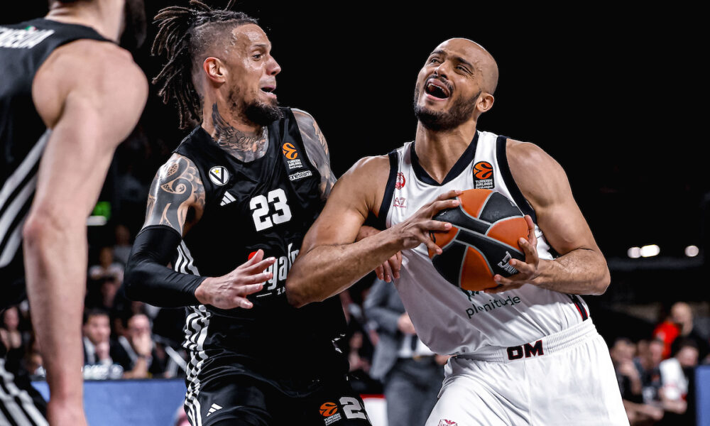 Shavon Shields, Daniel Hackett