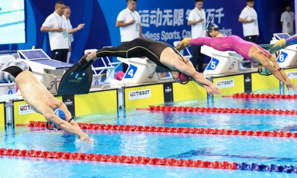 Nuoto pinnato