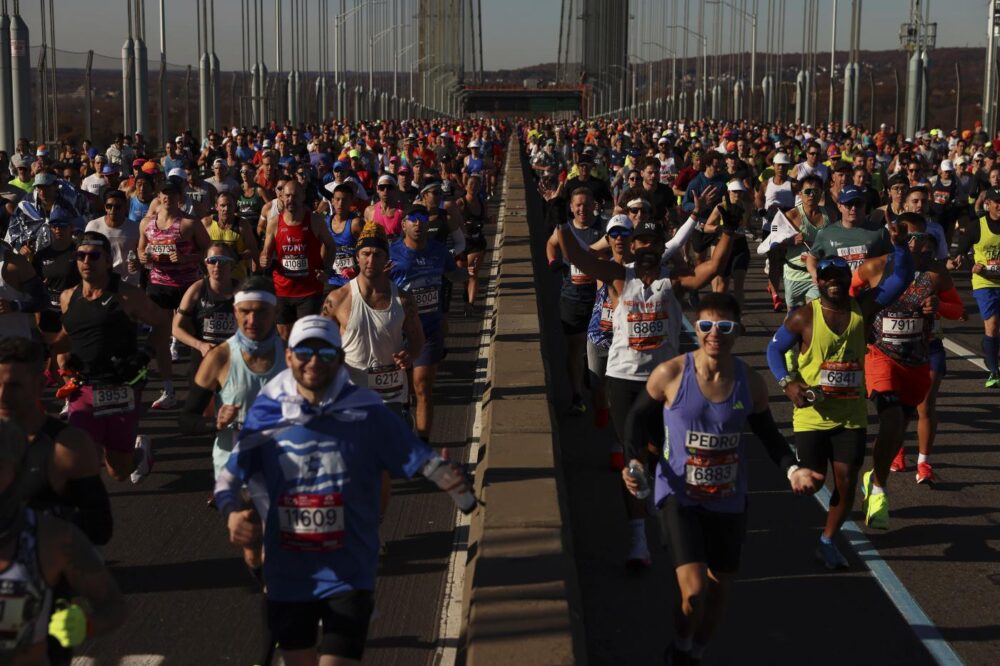 Quanti soldi si vincono alla Maratona di New York 2025? Il montepremi e le cifre per i piazzamenti Quanti soldi si vincono alla Maratona di New York 2025? Il montepremi e le cifre per i piazzamenti