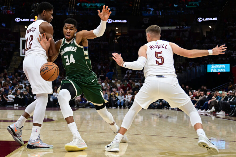 NBA, i risultati della notte (29 ottobre): vince ancora Oklahoma, bene anche Bucks e Warriors NBA, i risultati della notte (29 ottobre): vince ancora Oklahoma, bene anche Bucks e Warriors