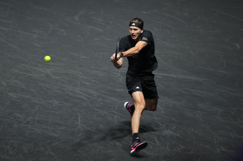 ATP Parigi 2025, Zverev doma Medvedev in rimonta e ritrova Sinner in semifinale ATP Parigi 2025, Zverev doma Medvedev in rimonta e ritrova Sinner in semifinale