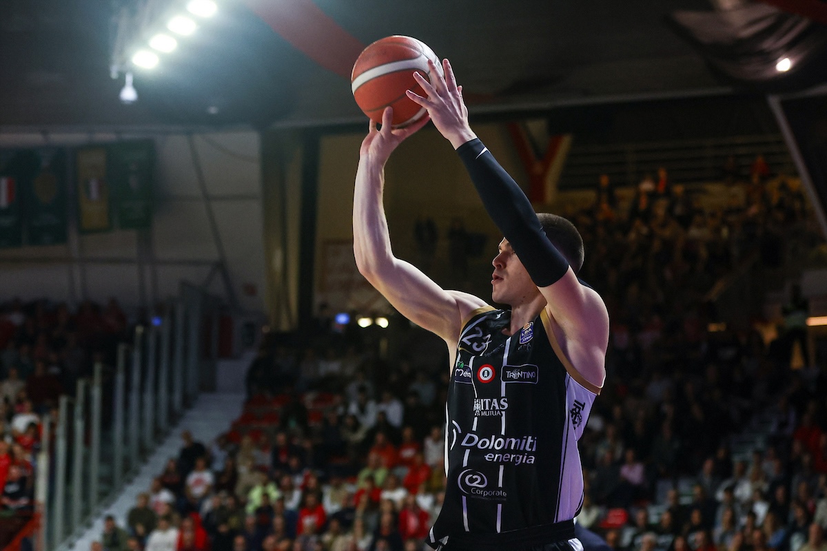 Basket, in EuroCup Trento espugna Atene e batte il Panionios Basket, in EuroCup Trento espugna Atene e batte il Panionios