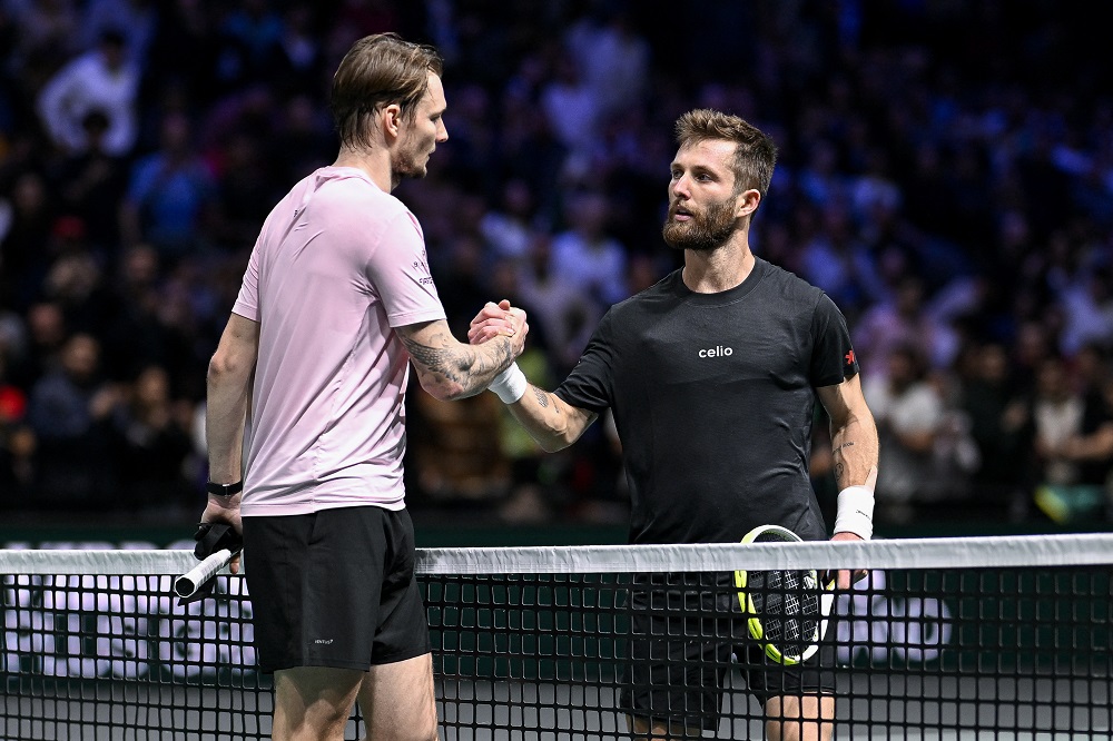 polemica tra bublik e moutet a parigi cosa 232 successo nell8217ultimo masters1000 dell8217anno da Oasport.it polemica tra bublik e moutet a parigi cosa 232 successo nell8217ultimo masters1000 dell8217anno