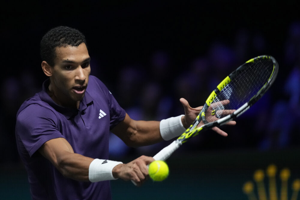 Auger Aliassime Bublik oggi, ATP Parigi 2025: orario, tv, programma, streaming Auger Aliassime Bublik oggi, ATP Parigi 2025: orario, tv, programma, streaming