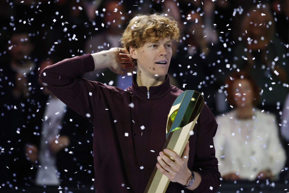 Cosa cambia per Sinner con l’eliminazione di Alcaraz: scenario diverso per il n.1 da giocarsi alle ATP Finals