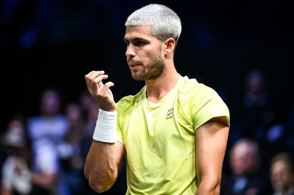 Carlos Alcaraz non si spiega la sconfitta: “Sono molto deluso dal livello di gioco espresso”