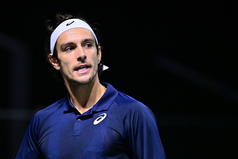 La delusione di Lorenzo Musetti dopo la sconfitta a Parigi: “Tanta stanchezza mentale. Ho perso un’occasione” La delusione di Lorenzo Musetti dopo la sconfitta a Parigi: “Tanta stanchezza mentale. Ho perso un’occasione”