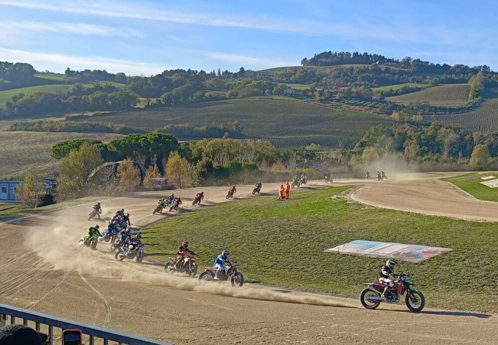 motogp bagnaia e fernandez vincono la 100km dei campioni