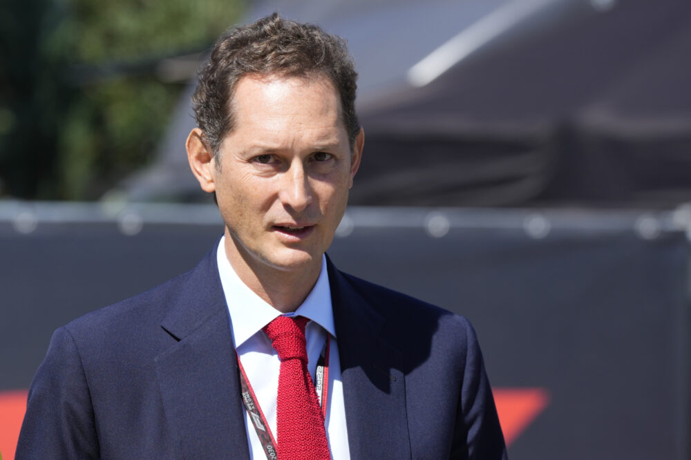 f1 john elkann duro sui piloti ferrari devono concentrarsi e parlare meno