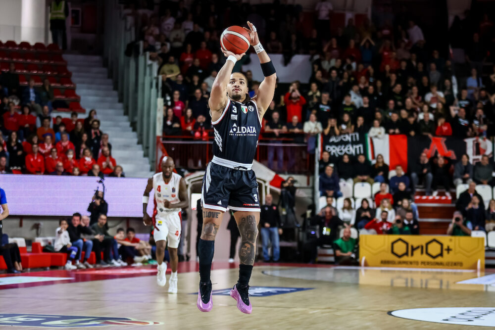 Basket, derby emiliano tra Virtus Bologna e Reggio Emilia in Serie A. Brescia sfida Trieste, l’Olimpia Milano attende Treviso