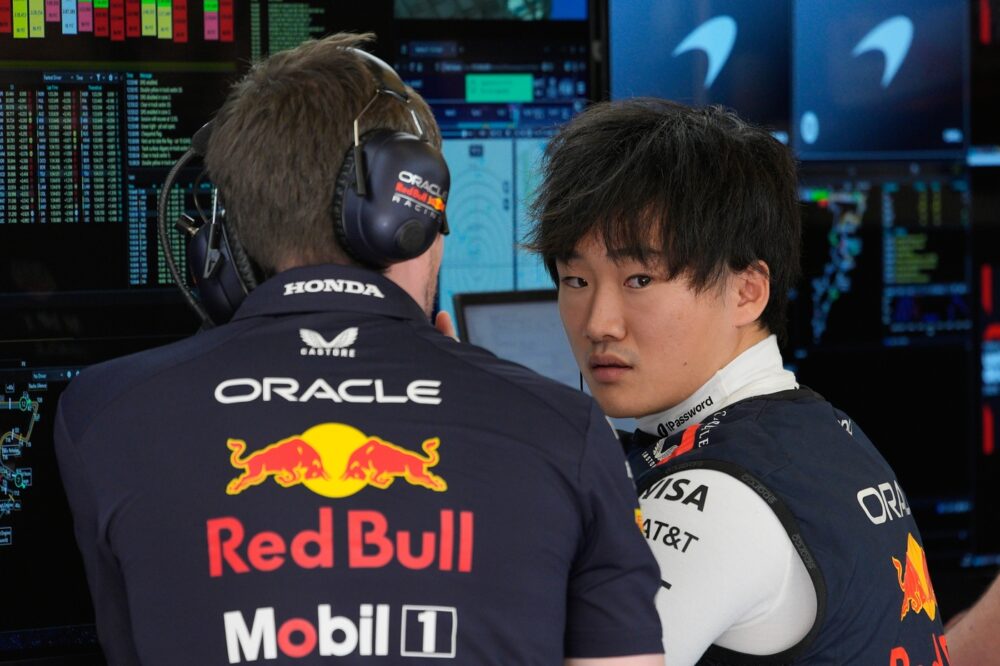 F1, Yuki Tsunoda: “C’è del lavoro da fare, ma sono emozionato”