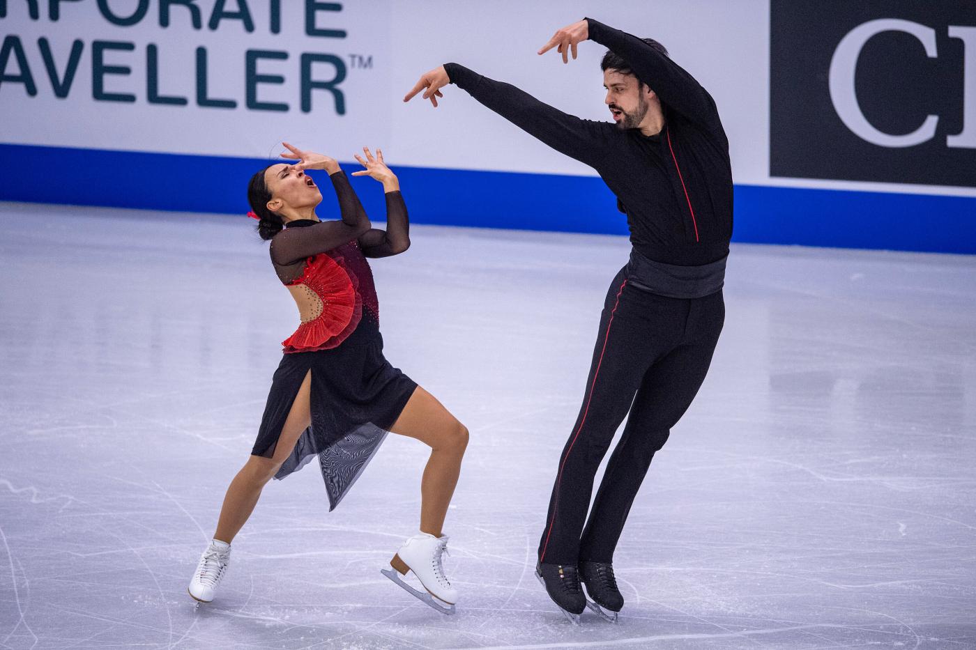 Pattinaggio di figura, i punteggi totali dei big della danza dopo le prime 3 tappe di Grand Prix. Scenario surreale